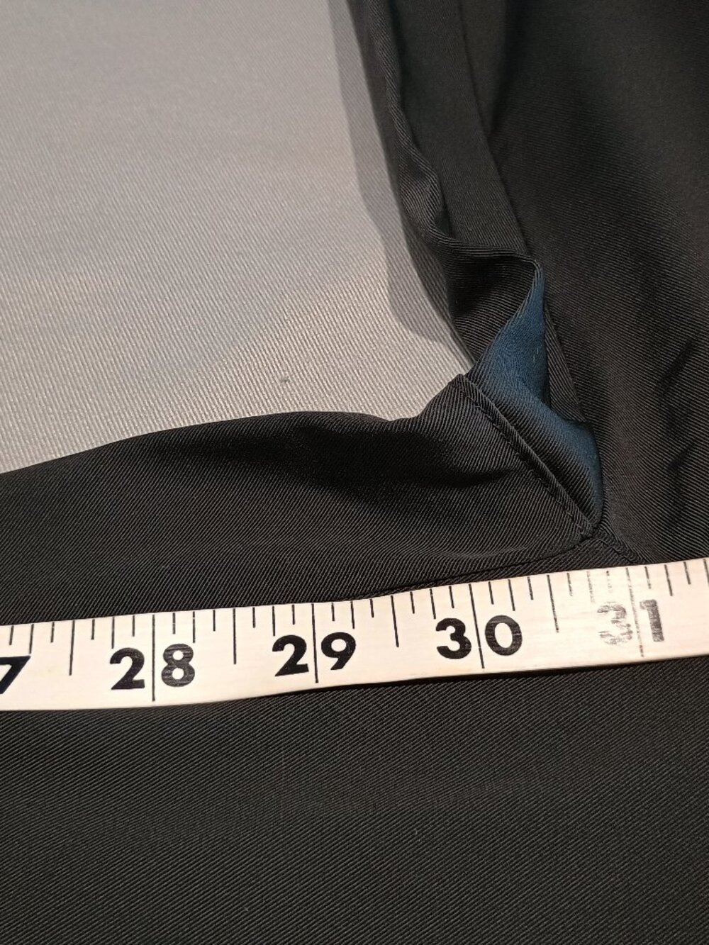 NWT Calvin Klein Men’s Signature Slim Fit 33W 32 L - Picture 8 of 9